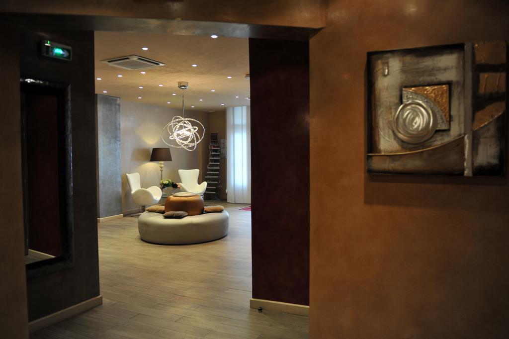 Mercure Paris Bastille Marais Экстерьер фото